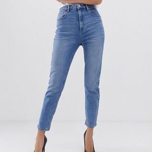 ASOS Fairleigh High Waist Slim Mom Jean Light Wash